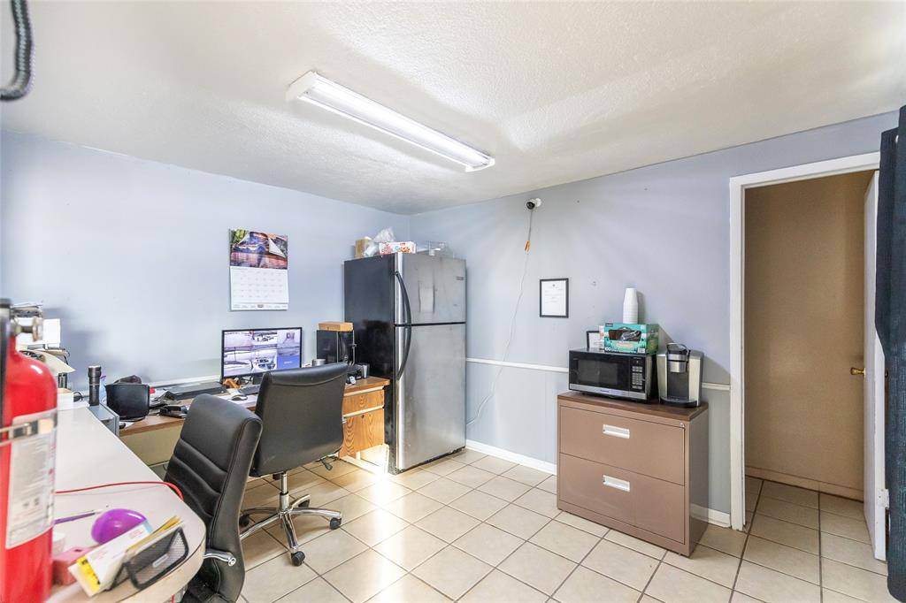 Munday, TX 76371,711 S 3rd Ave