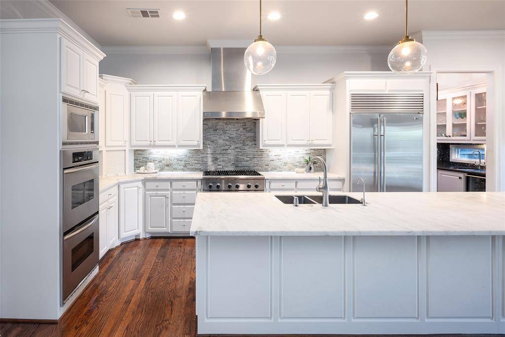 Dallas, TX 75209,4422 Pomona Road