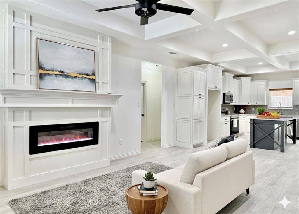 Granbury, TX 76048,5609 San Jacinto Drive