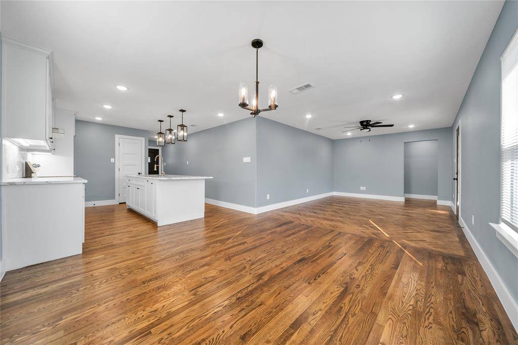 Kemp, TX 75143,19450 Valentine Road