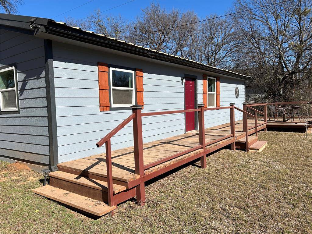 Granbury, TX 76048,2612 S Oak Trail