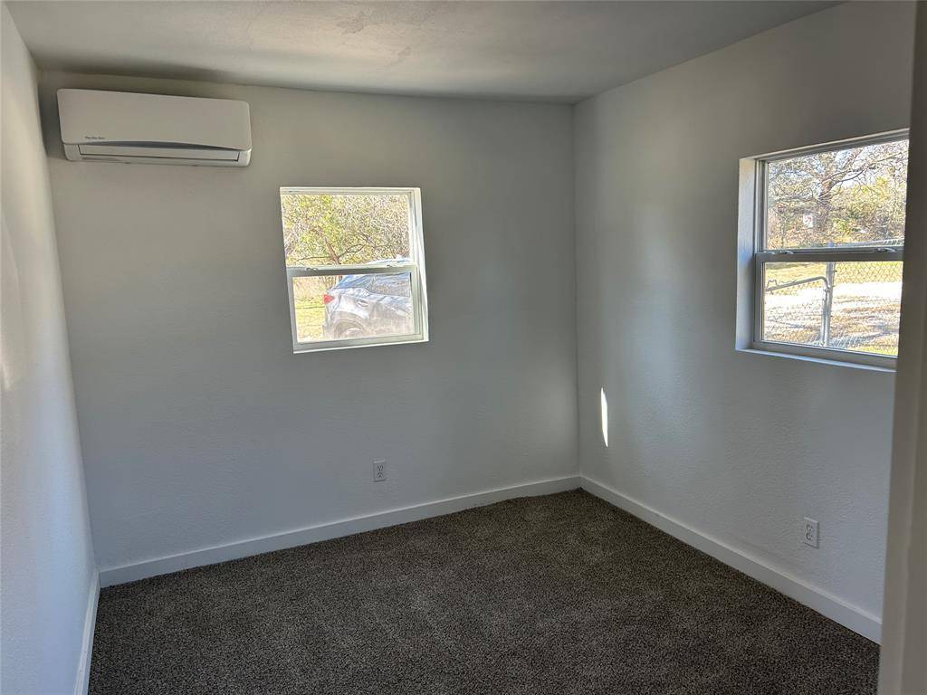 Granbury, TX 76048,2612 S Oak Trail