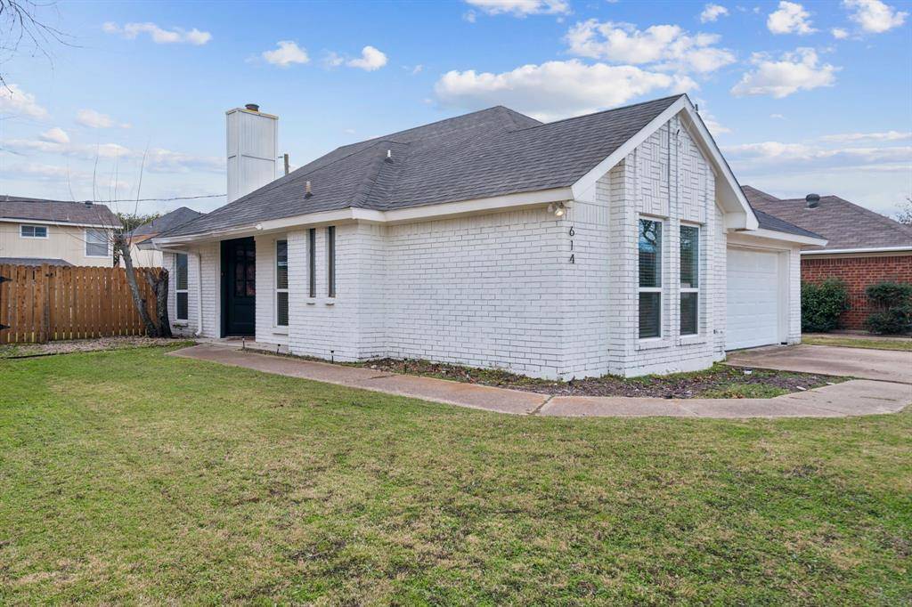 Arlington, TX 76018,614 Eagle Trace Drive