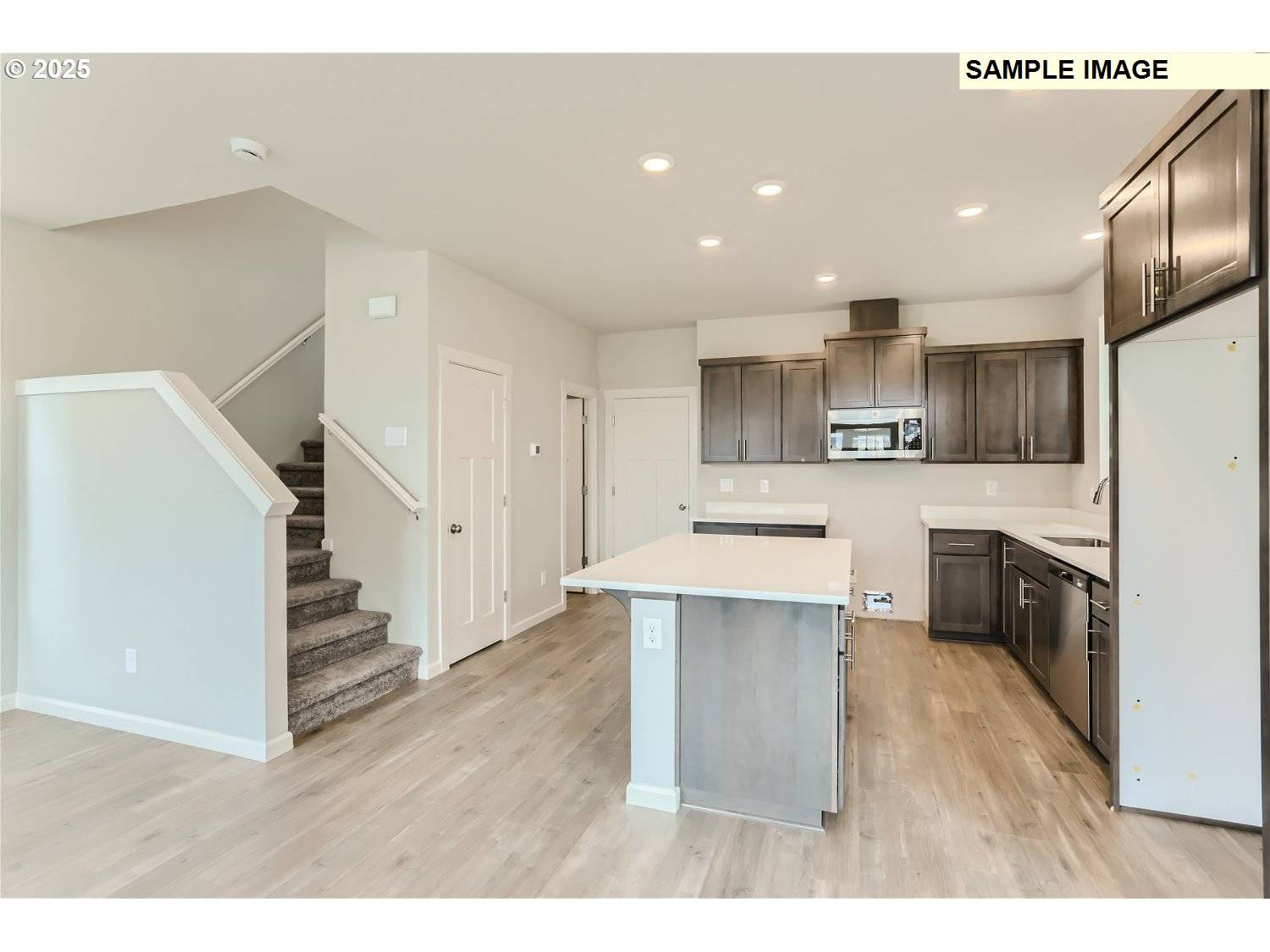 Hillsboro, OR 97123,7386 SE Madrone ST