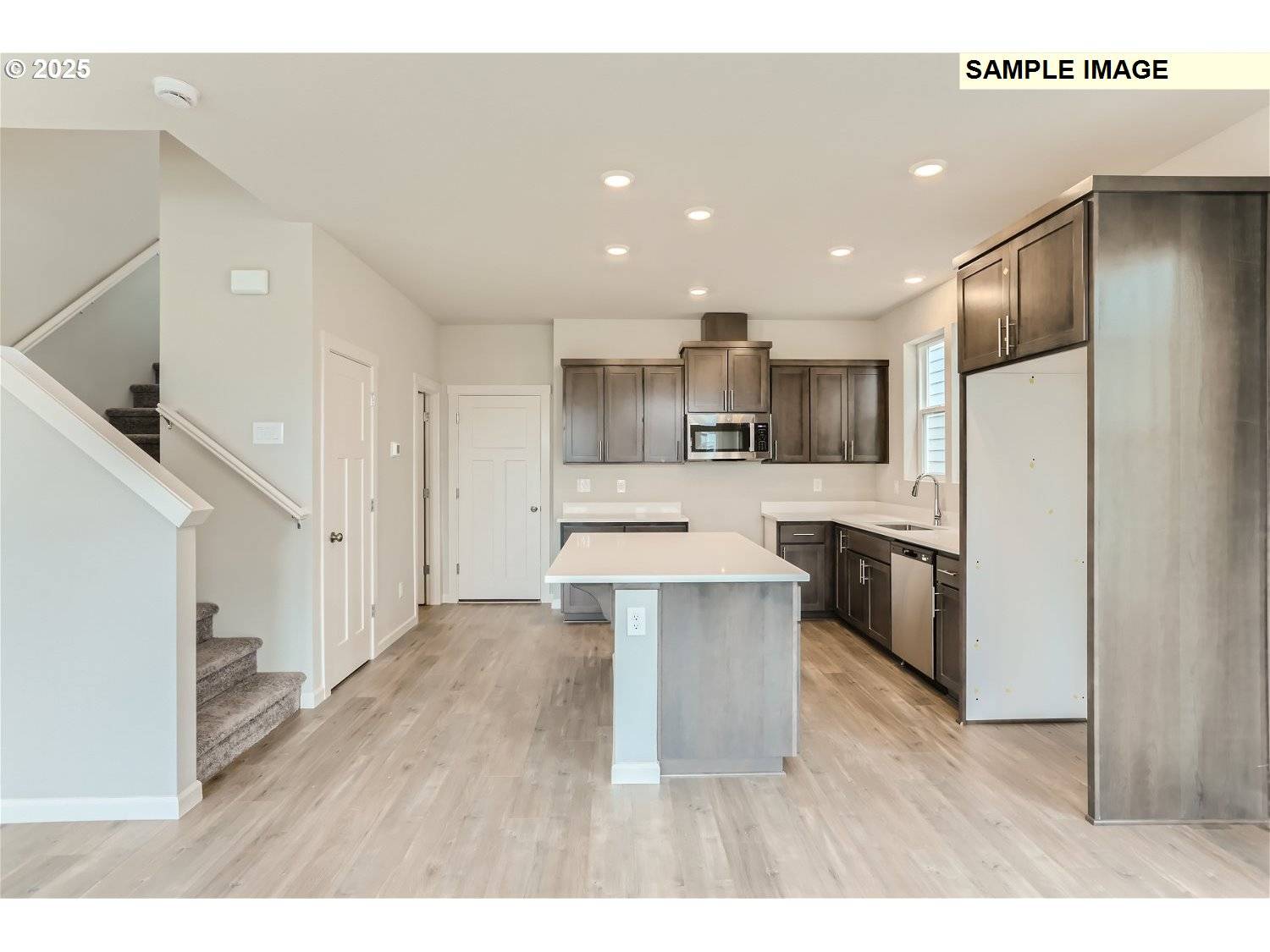 Hillsboro, OR 97123,7386 SE Madrone ST