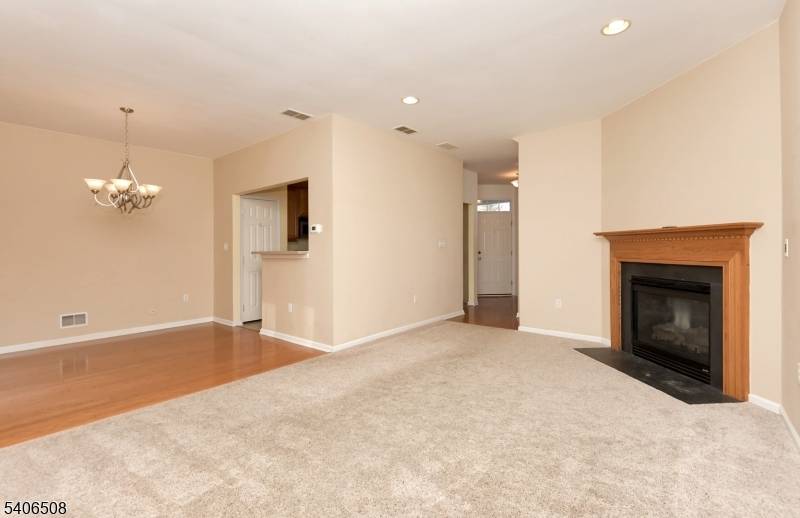 Montgomery Twp., NJ 08540,14 Scarlet Oak Dr