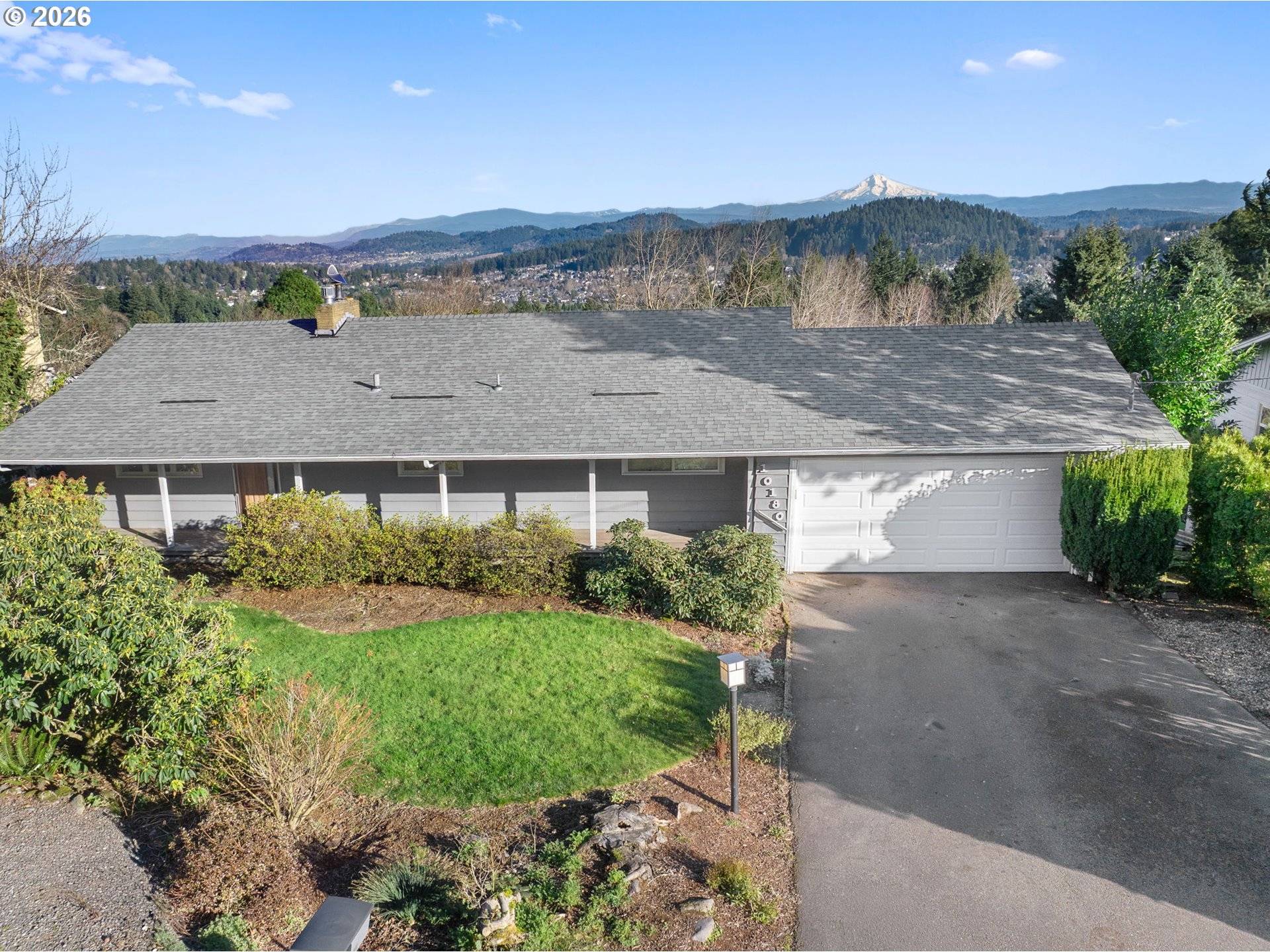 Happy Valley, OR 97086,10180 SE CRESTHILL RD