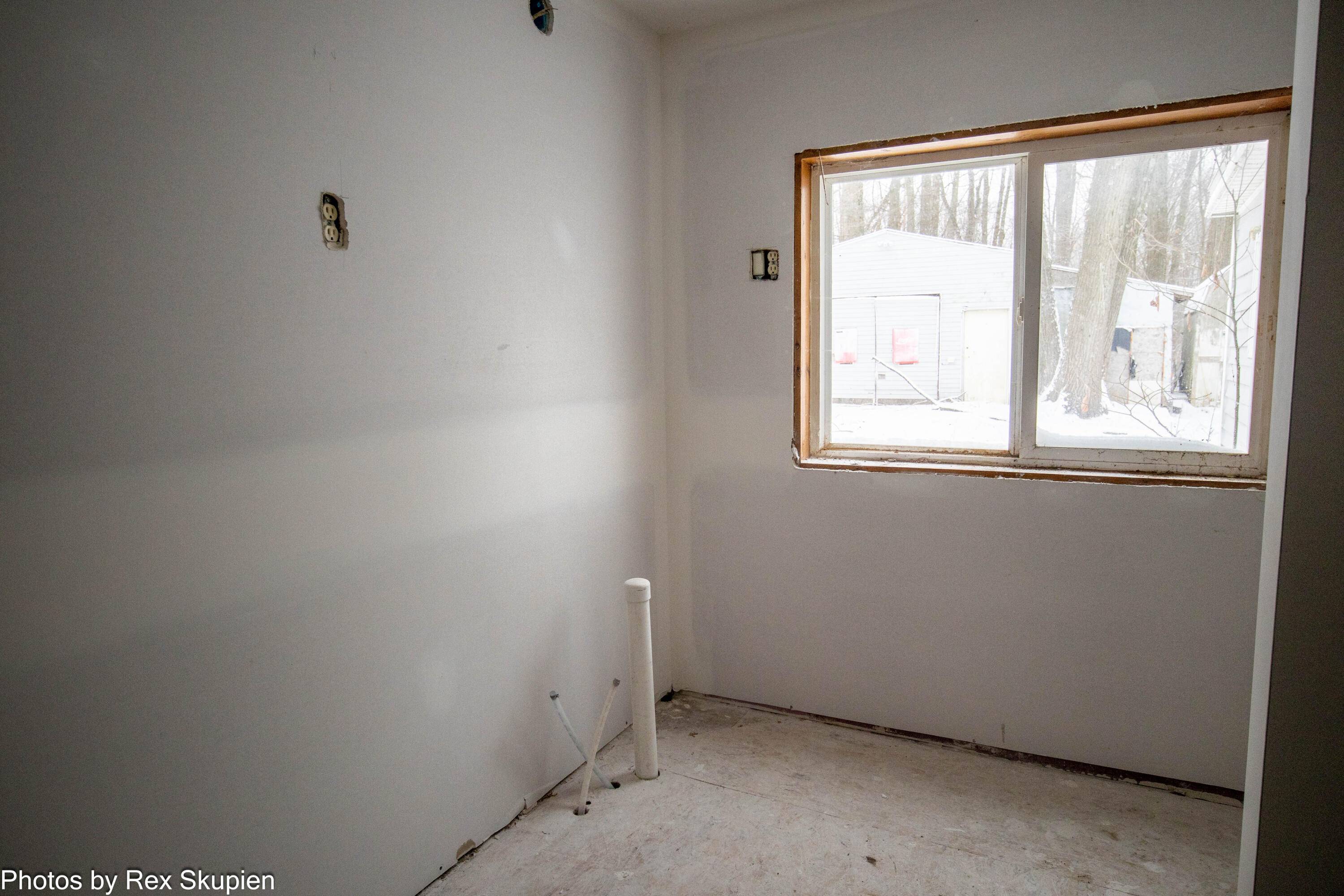 Grant, MI 49327,10021 S Mason DR