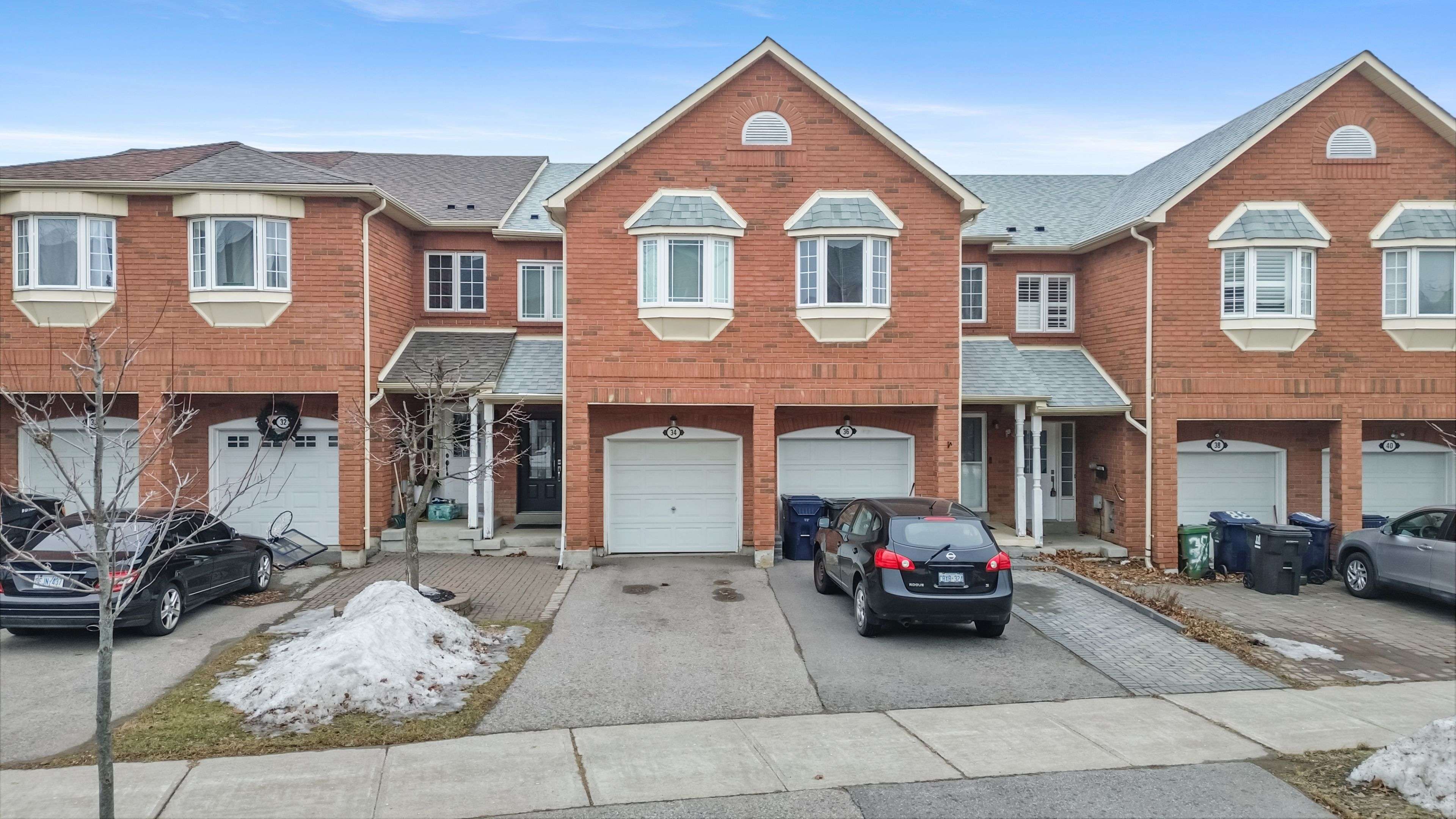 Toronto C13, ON M4A 2Y1,38 Jinnah CT #Bsmt