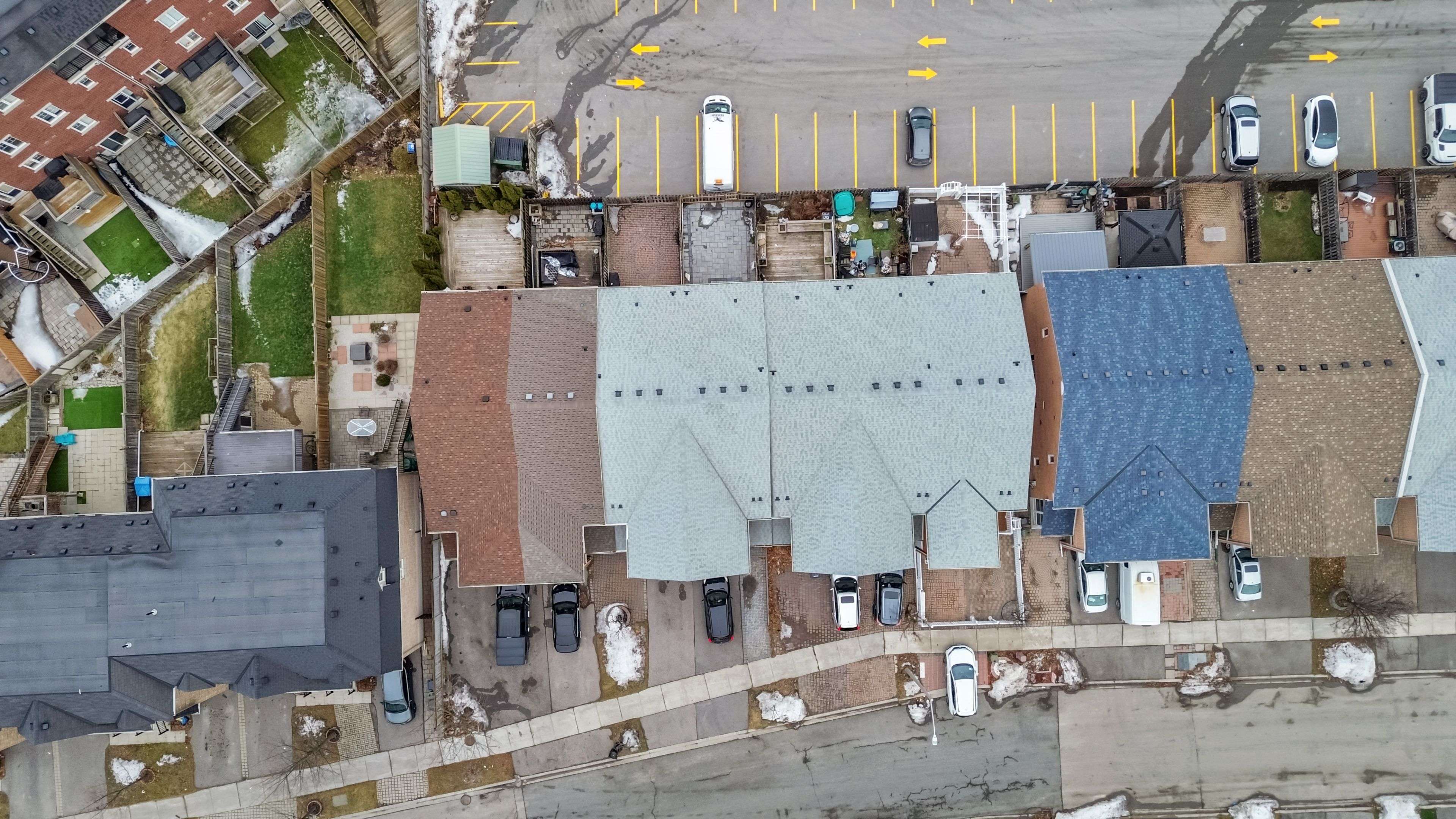 Toronto C13, ON M4A 2Y1,38 Jinnah CT #Bsmt