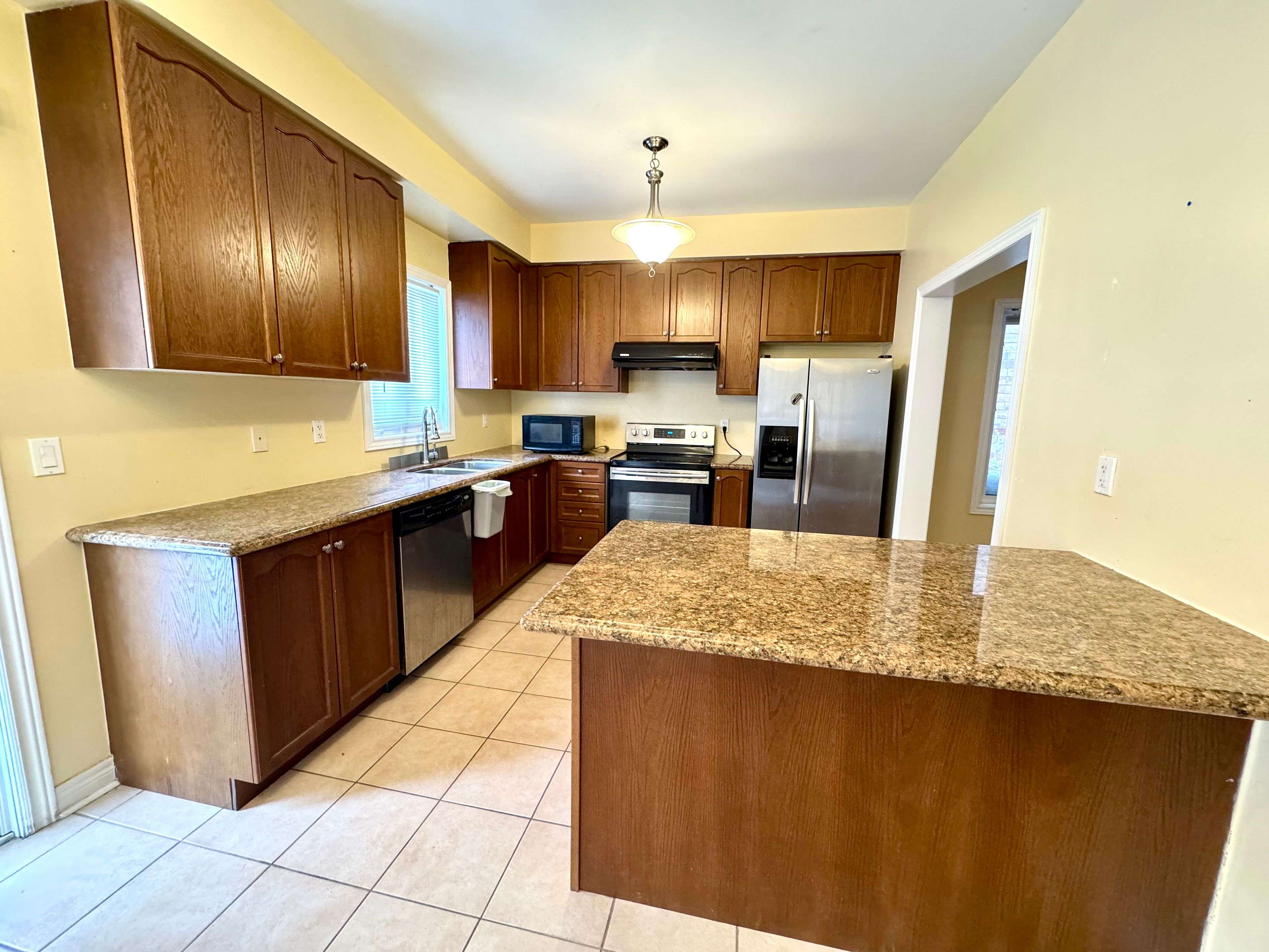 Markham, ON L6E 1Y9,15 Peterkin RD