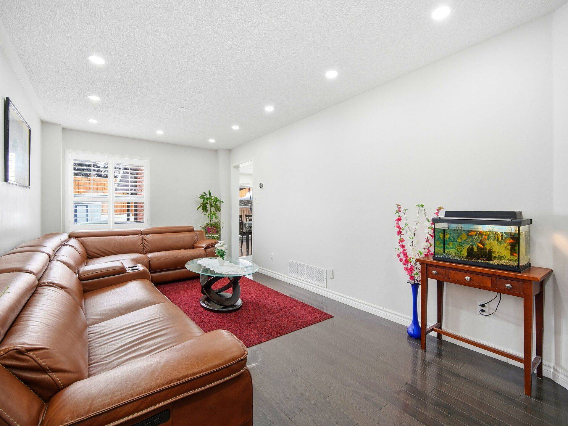 Brampton, ON L6R 1S5,151 Clover Bloom RD