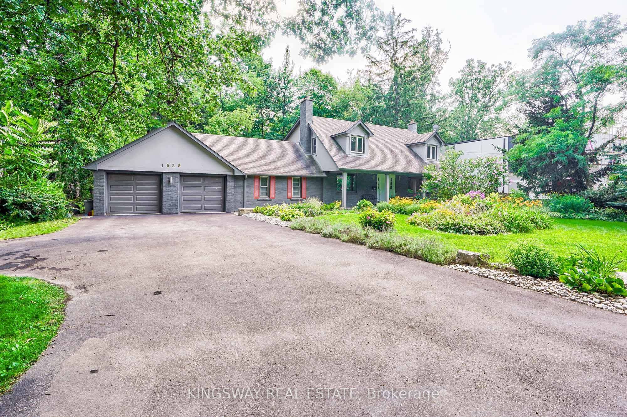 Mississauga, ON L5J 1T6,1638 Birchwood DR