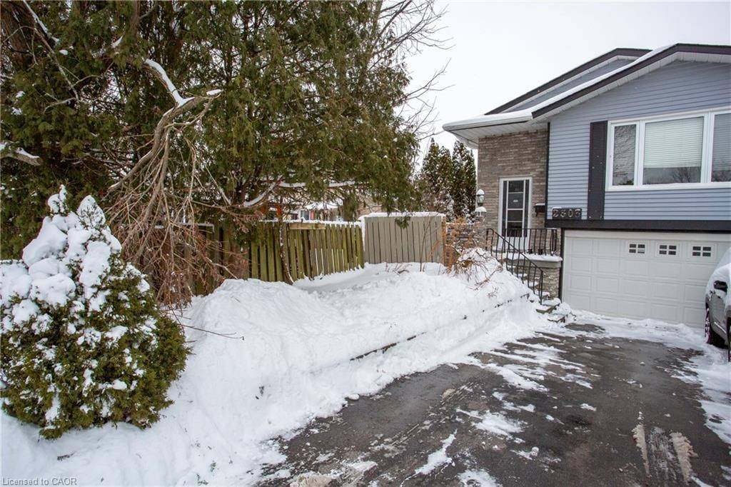 Burlington, ON L7P 4G8,2303 Malcolm CRES