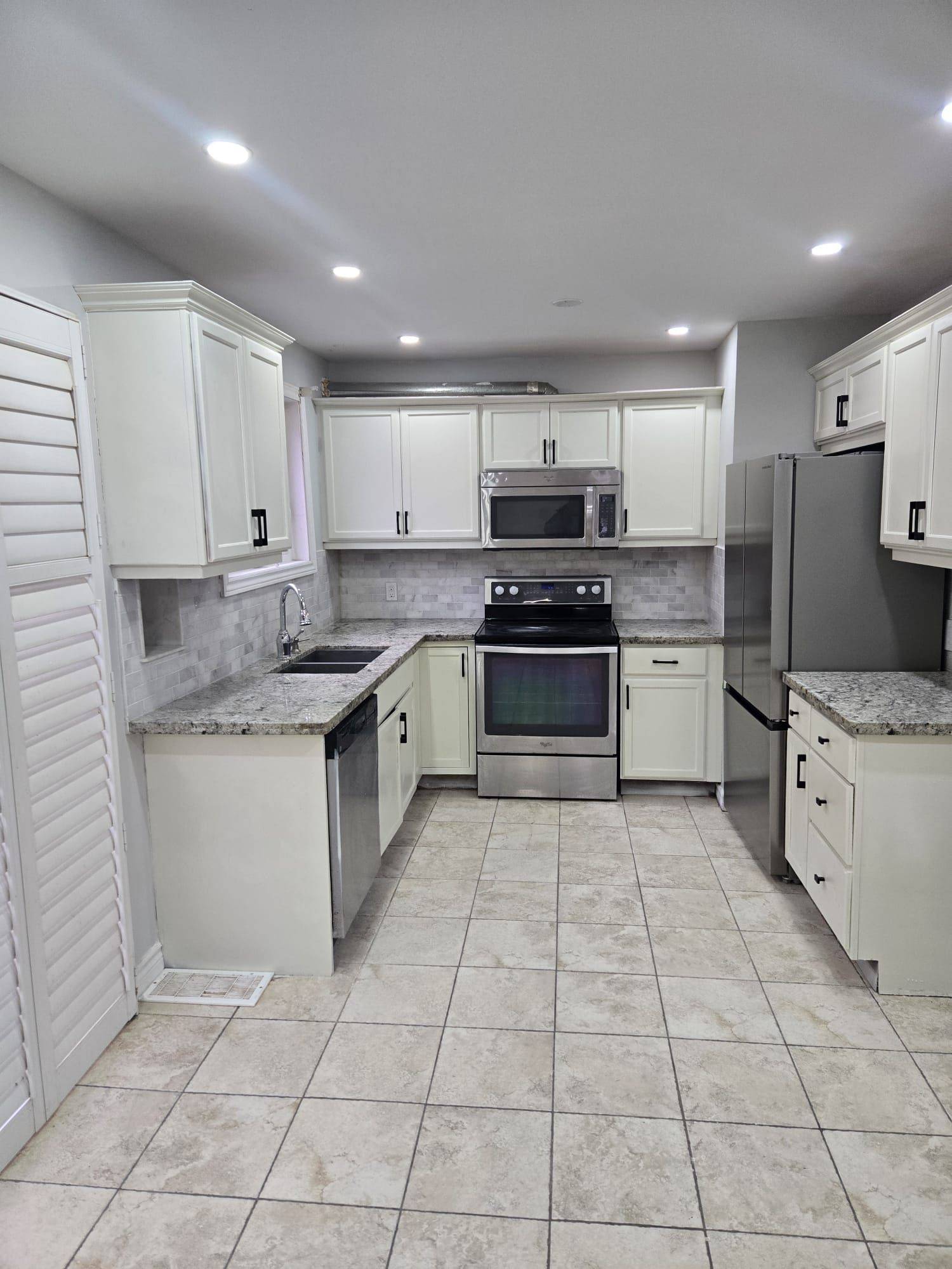 Brampton, ON L6X 2G7,35 Burgby AVE