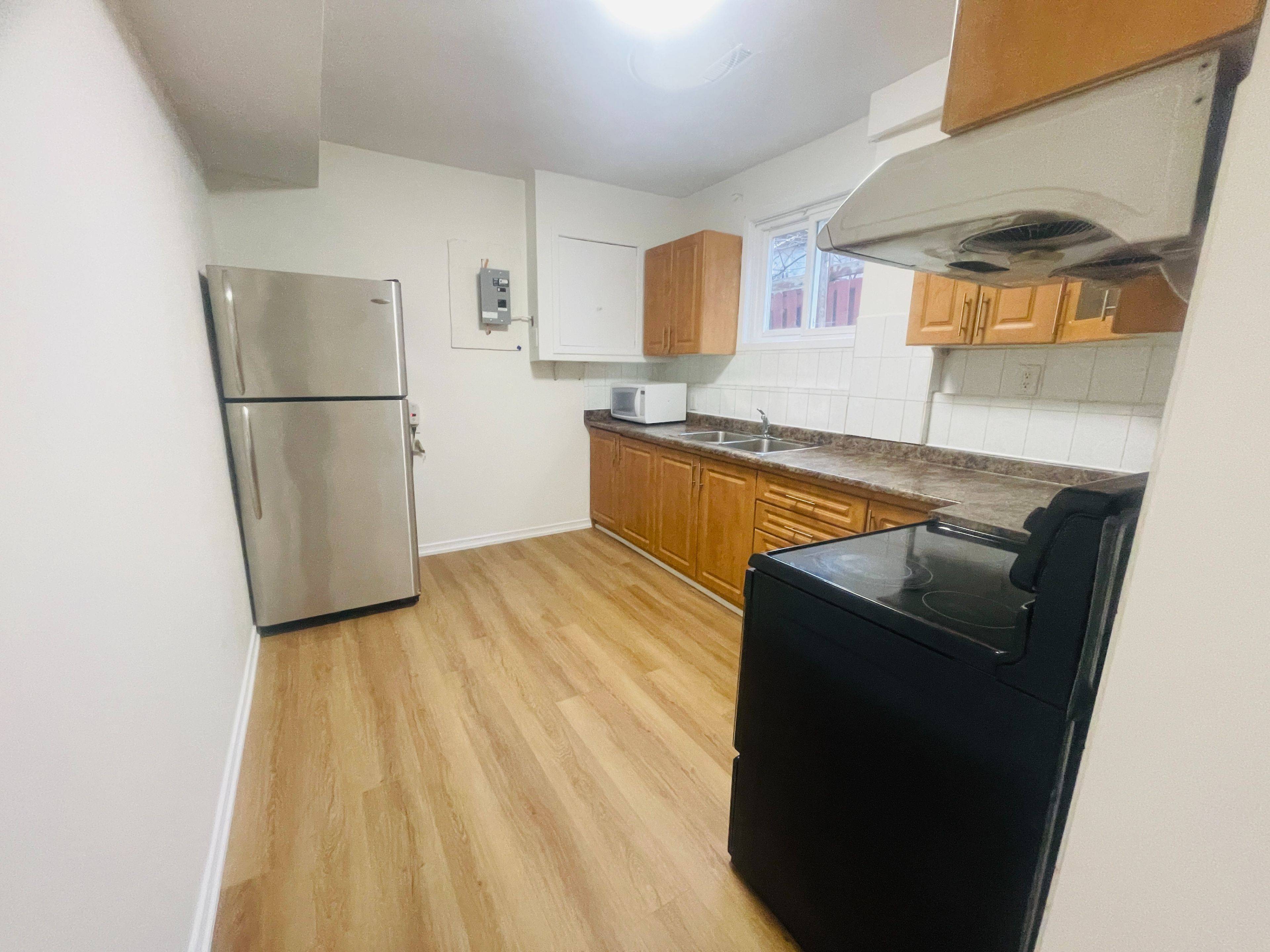 Brampton, ON L6Y 2L2,82 Dafoe CRES