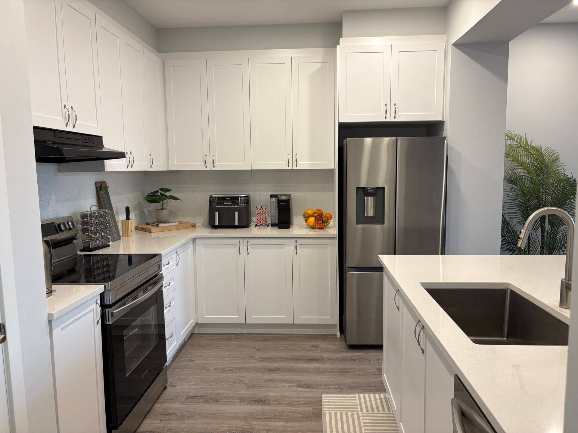 Stittsville - Munster - Richmond, ON K0A 2Z0,617 Quilter ROW