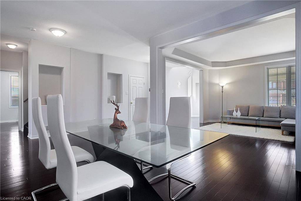 Kitchener, ON N2P 2Y7,320 Robert Ferrie DR