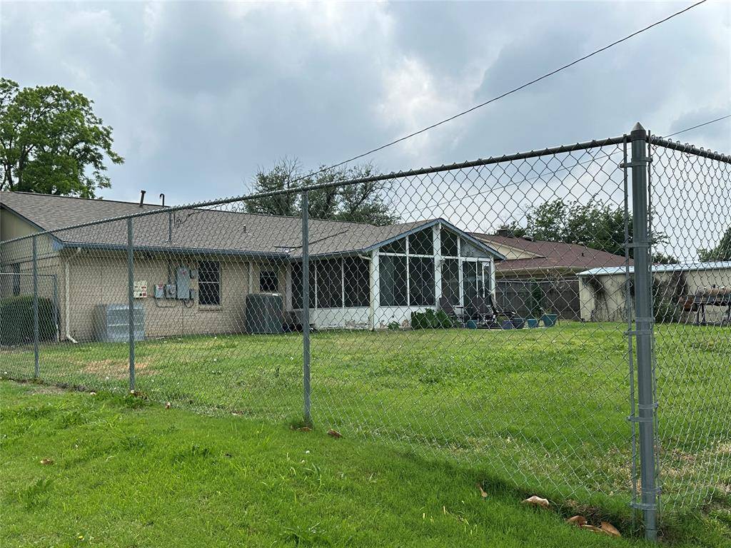 Mesquite, TX 75150,2602 Eastridge Street