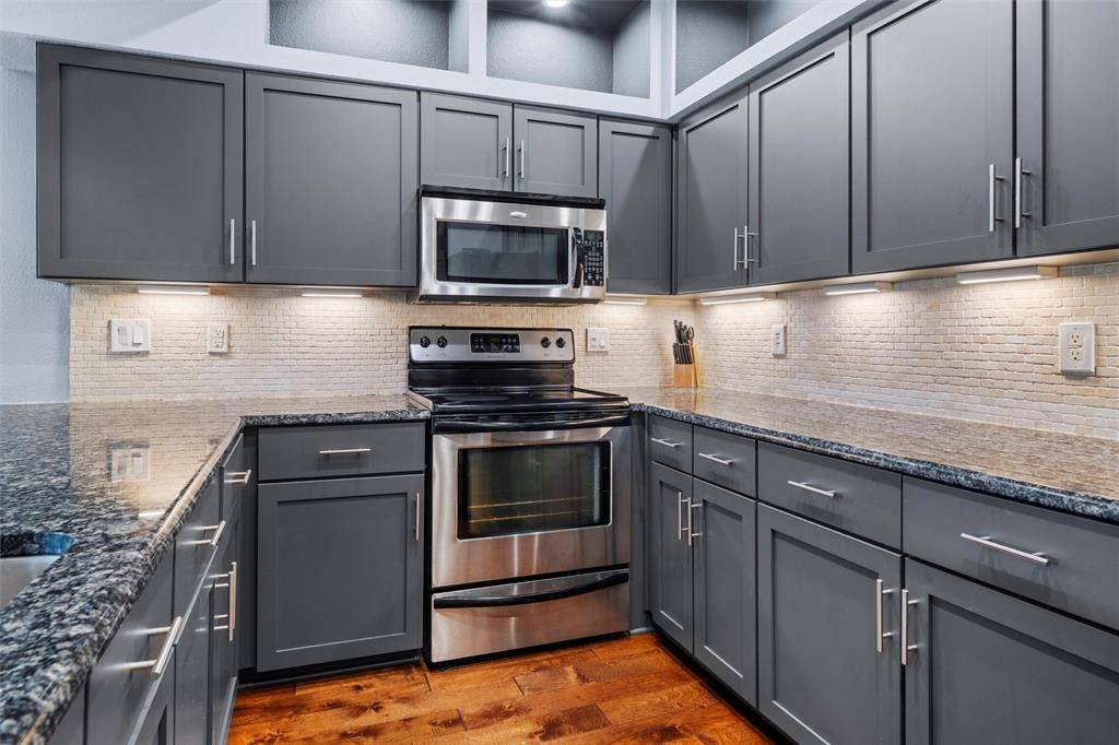 Dallas, TX 75219,3102 Kings Road #3306