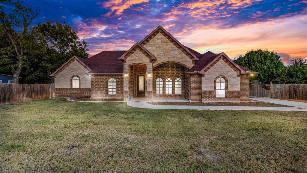 White Settlement, TX 76108,200 Waynell Street