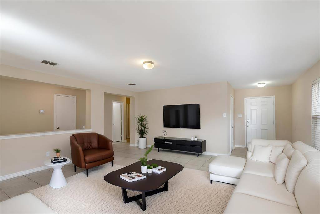 Fort Worth, TX 76106,4120 Mantis Street