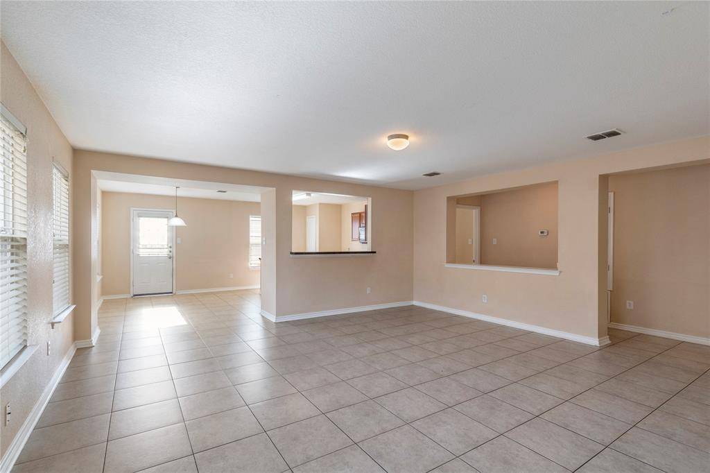 Fort Worth, TX 76106,4120 Mantis Street