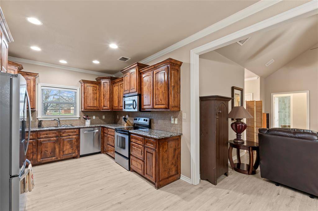 Mabank, TX 75147,104 Blake Street