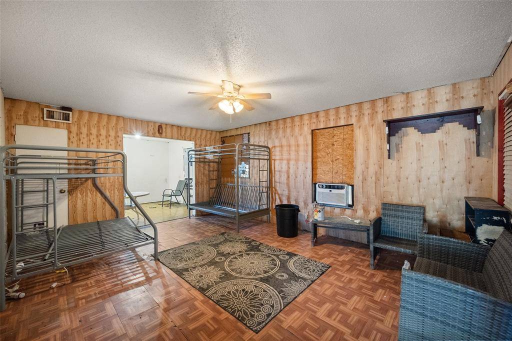 Purdon, TX 76679,1014 SW County Road 3070