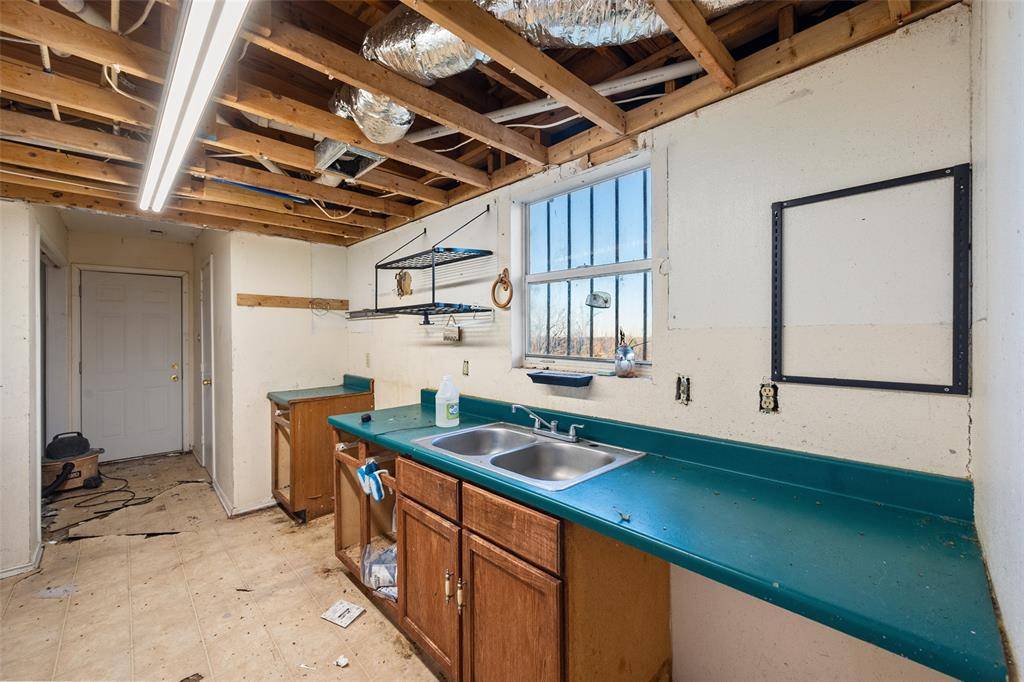 Purdon, TX 76679,1014 SW County Road 3070