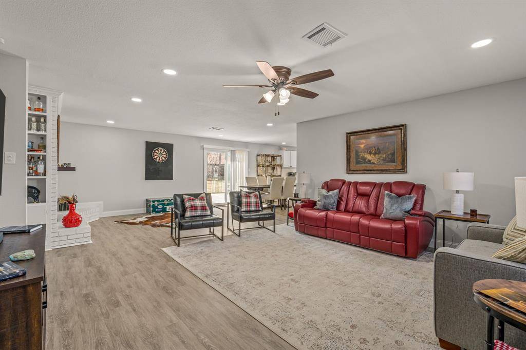 Fort Worth, TX 76116,6705 Genoa Road