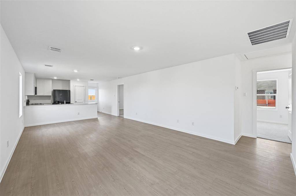 Ennis, TX 75119,2040 Shady Oaks Drive