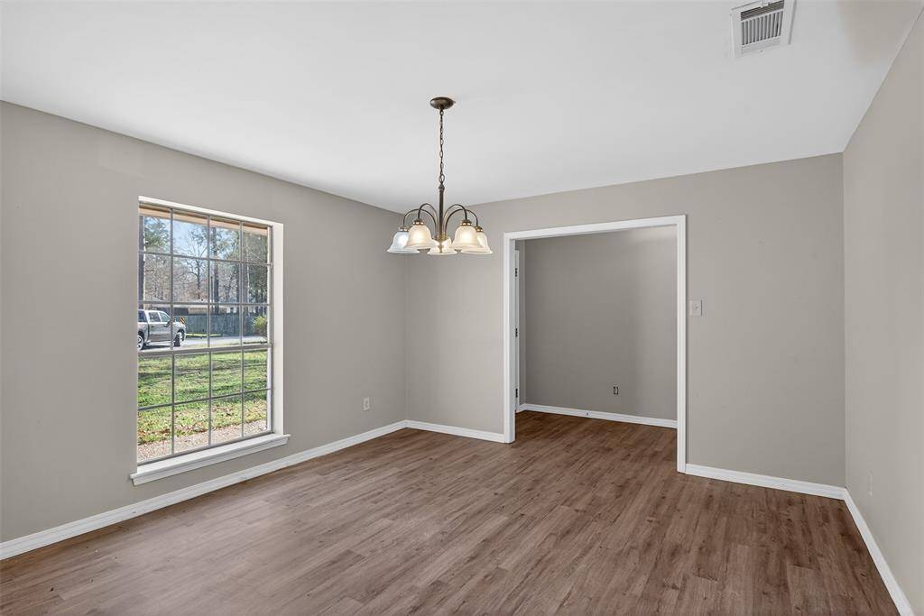 Shreveport, LA 71107,960 Roanoke Drive