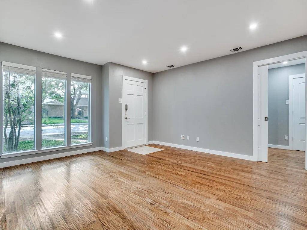 Dallas, TX 75230,9808 Crest Meadow Drive