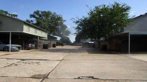 Shreveport, LA 71115,10136 Carlsbad Drive