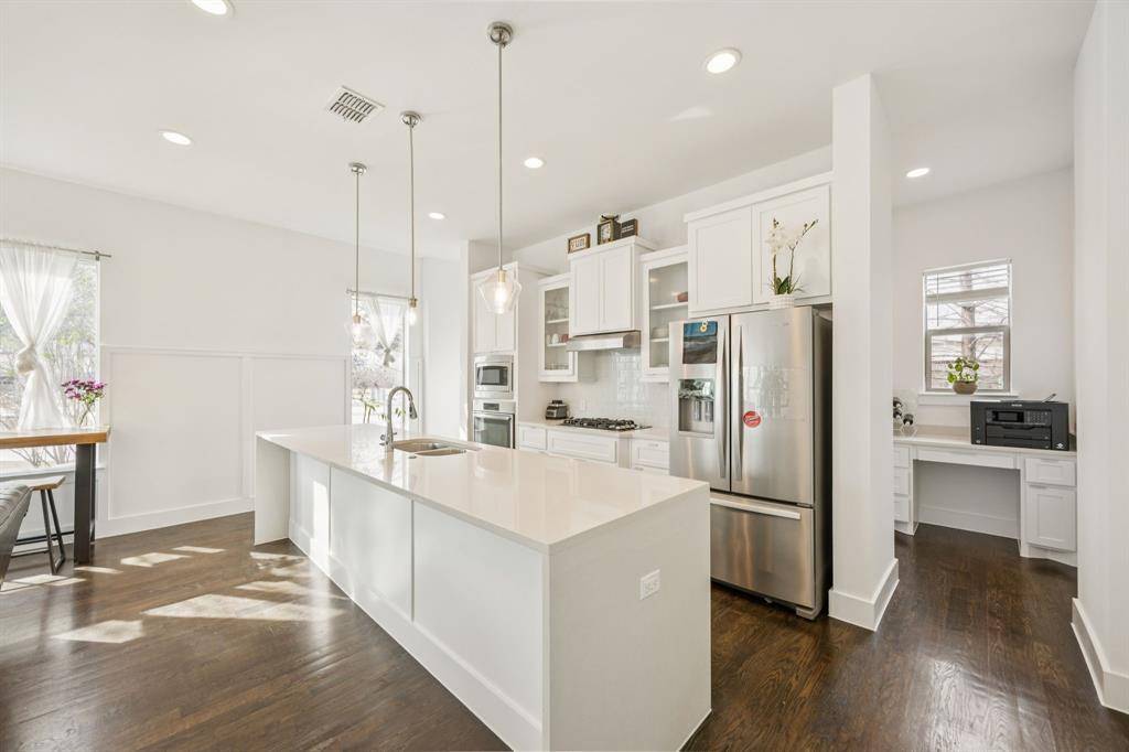 Dallas, TX 75204,3002 Zenia Drive