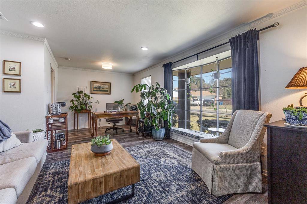 Dallas, TX 75227,5131 Menefee Drive