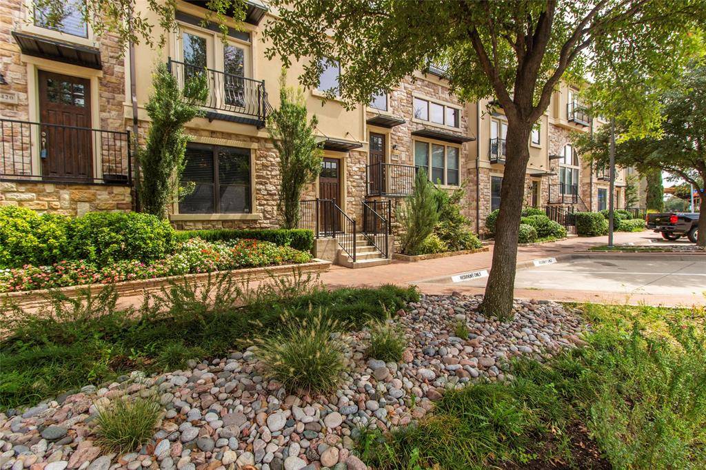 Plano, TX 75024,7416 Bishop Road