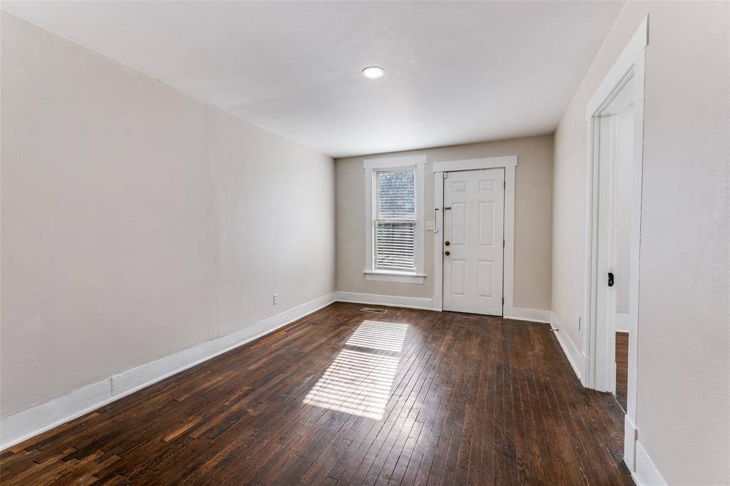 Fort Worth, TX 76110,2020 College Avenue #A