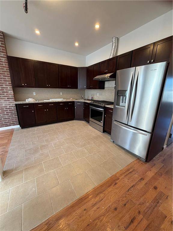 Brooklyn, NY 11220,461 45th ST #apt 3