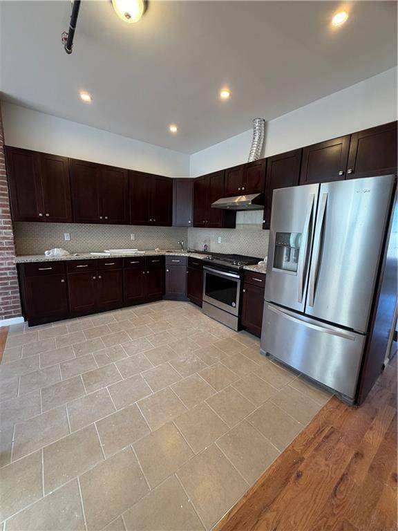 Brooklyn, NY 11220,461 45th ST #apt 3