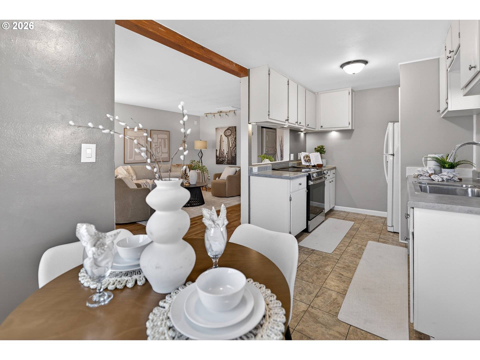 Portland, OR 97206,3929 SE 71ST AVE