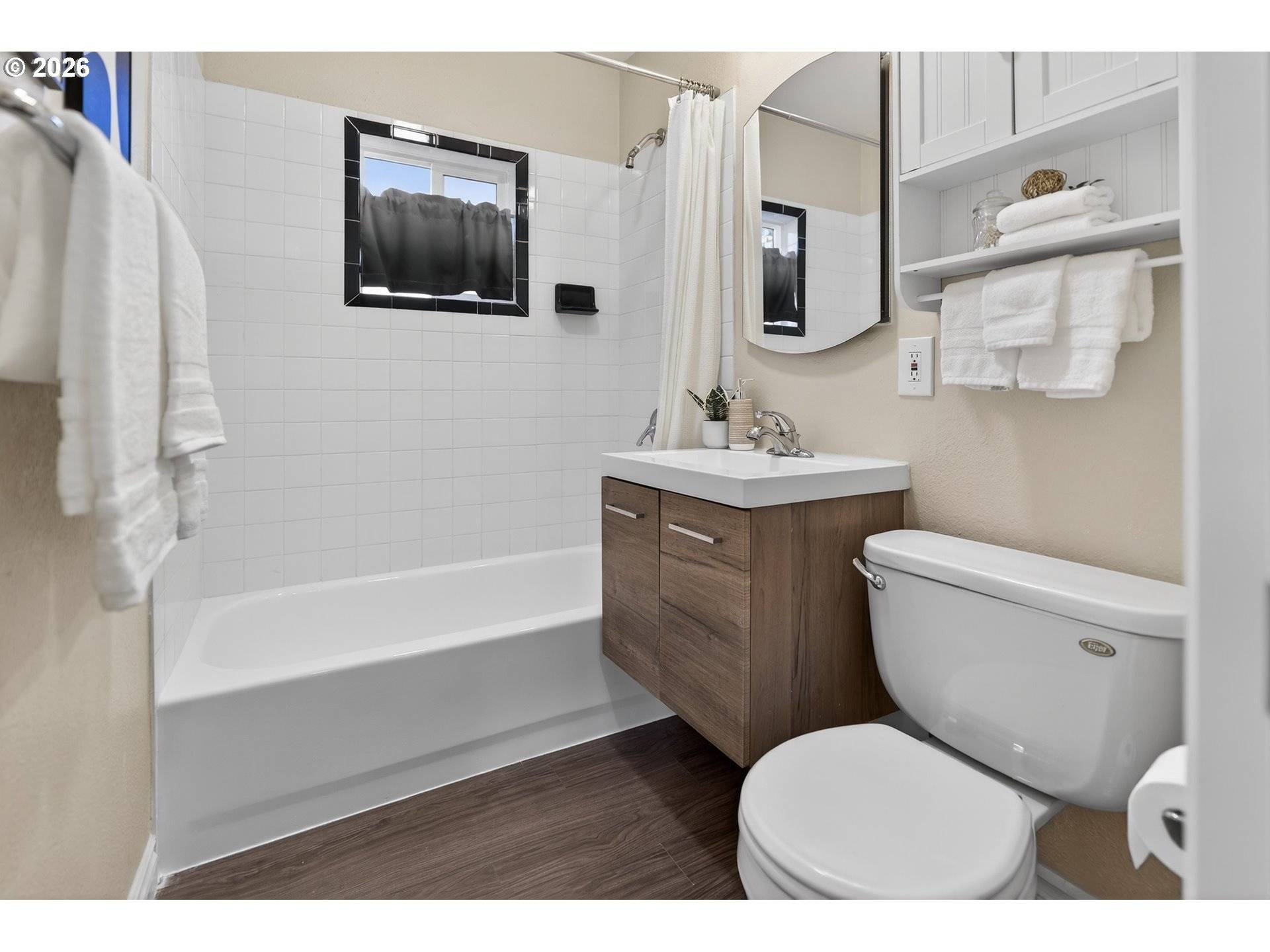 Portland, OR 97206,3929 SE 71ST AVE