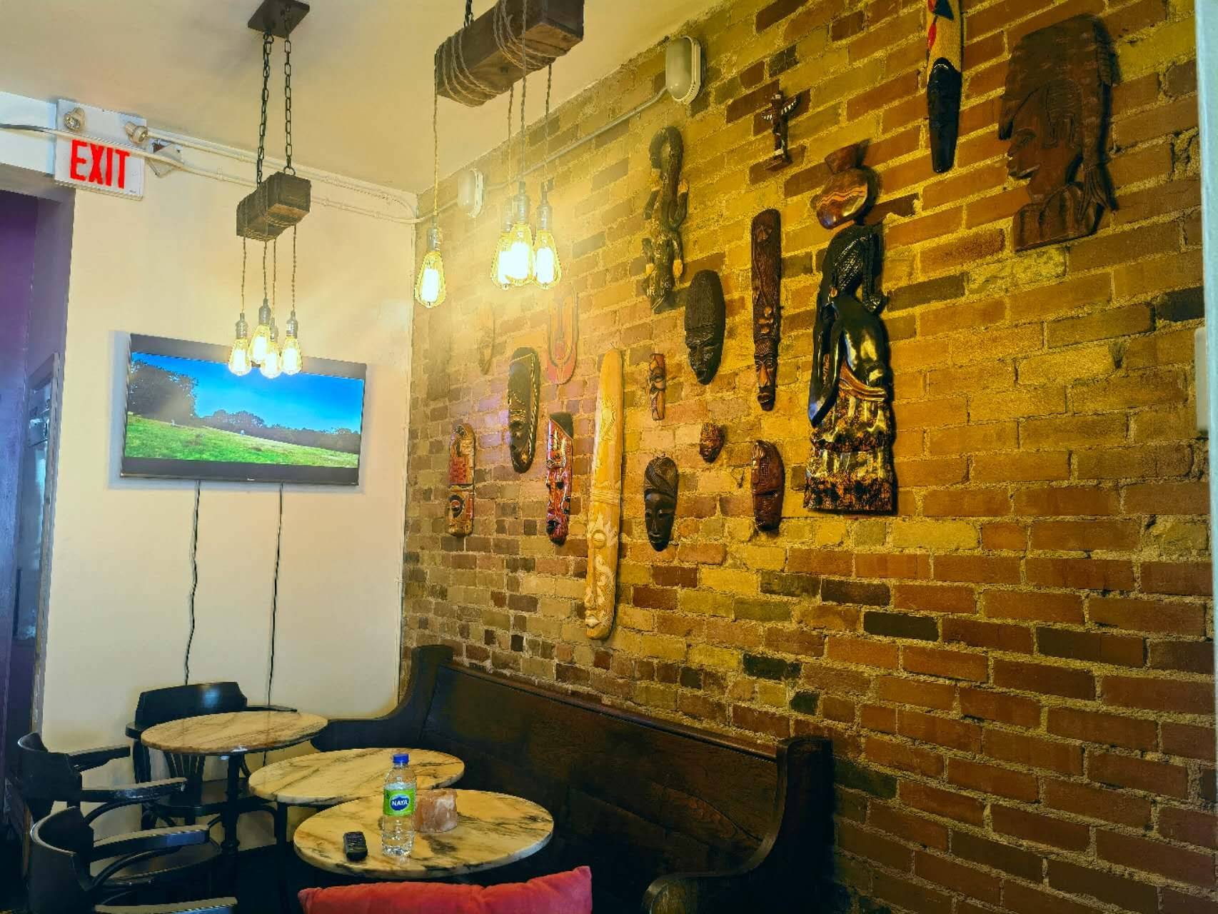 Toronto C01, ON M6H 1B3,1104 College ST