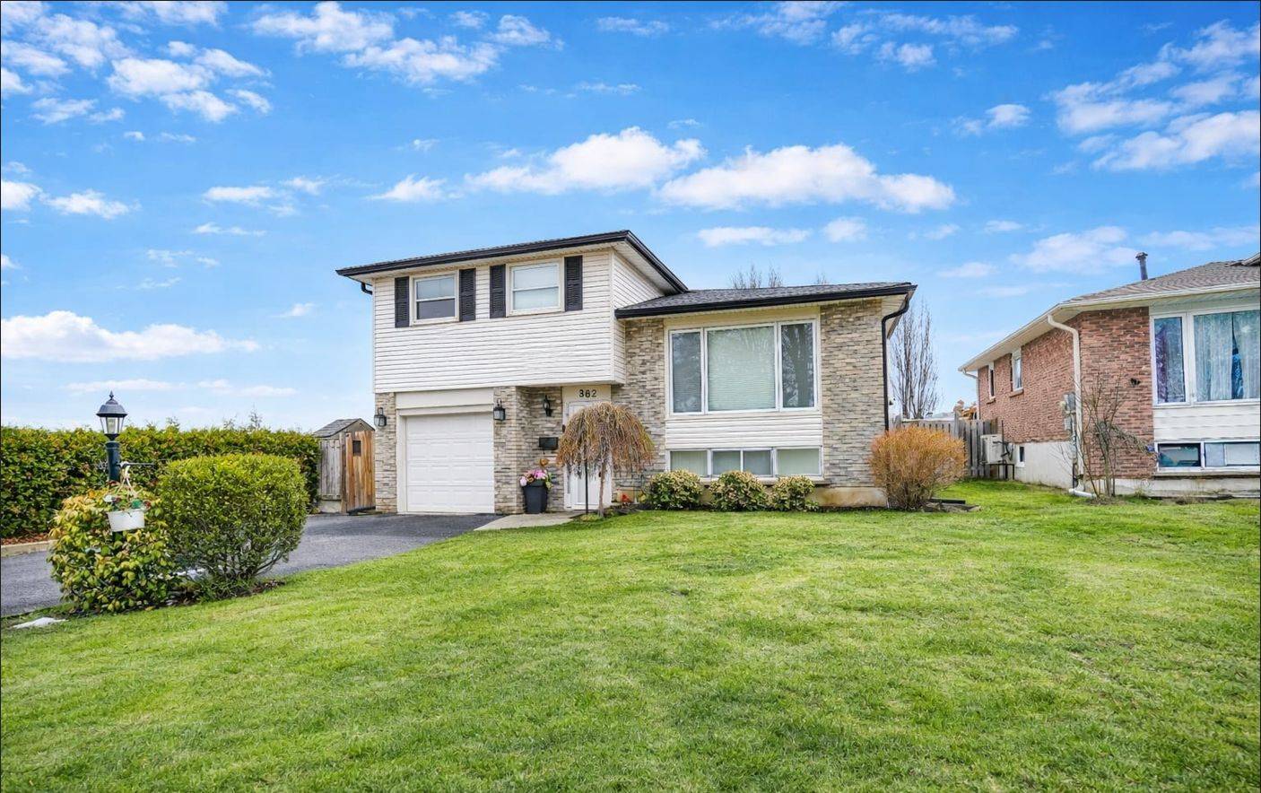 Oshawa, ON L1G 2X7,362 Newgate AVE