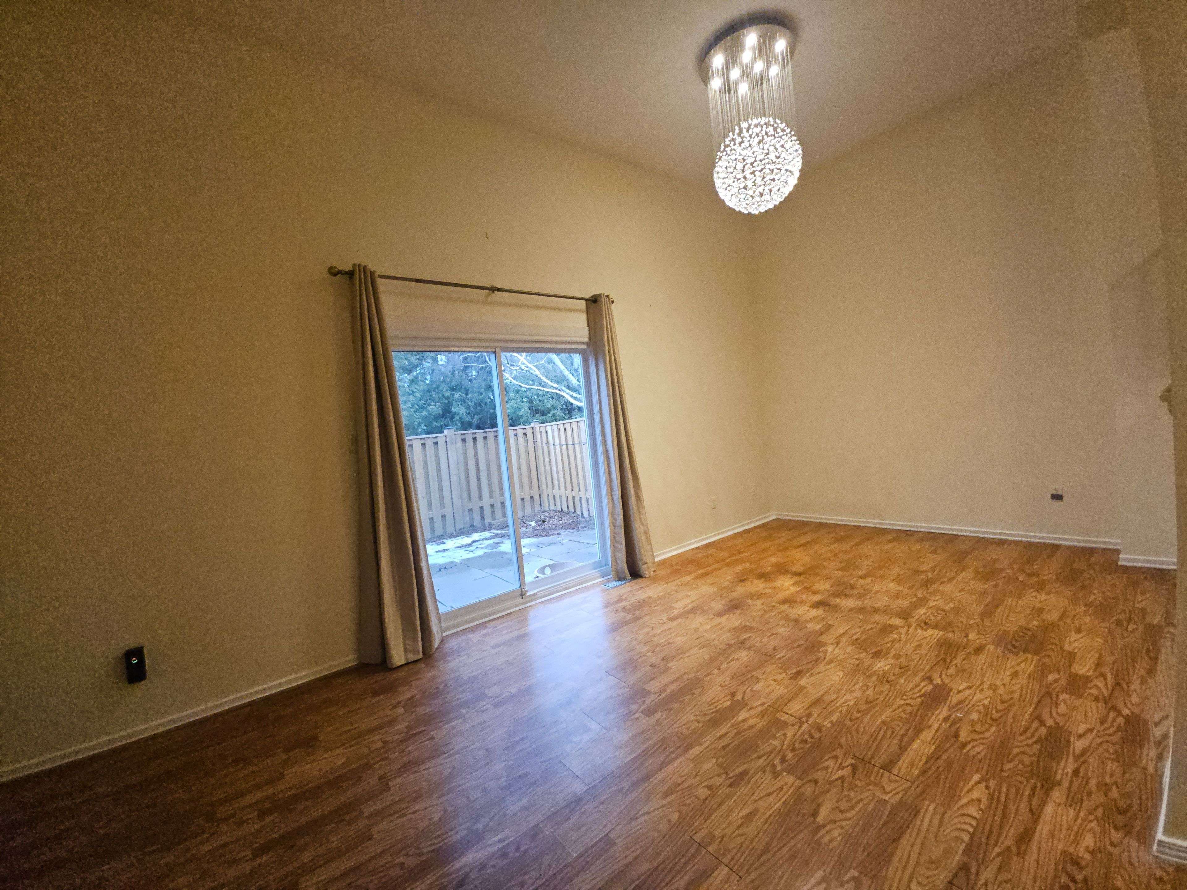 Toronto E05, ON M1W 1Z5,74 Timberbank BLVD