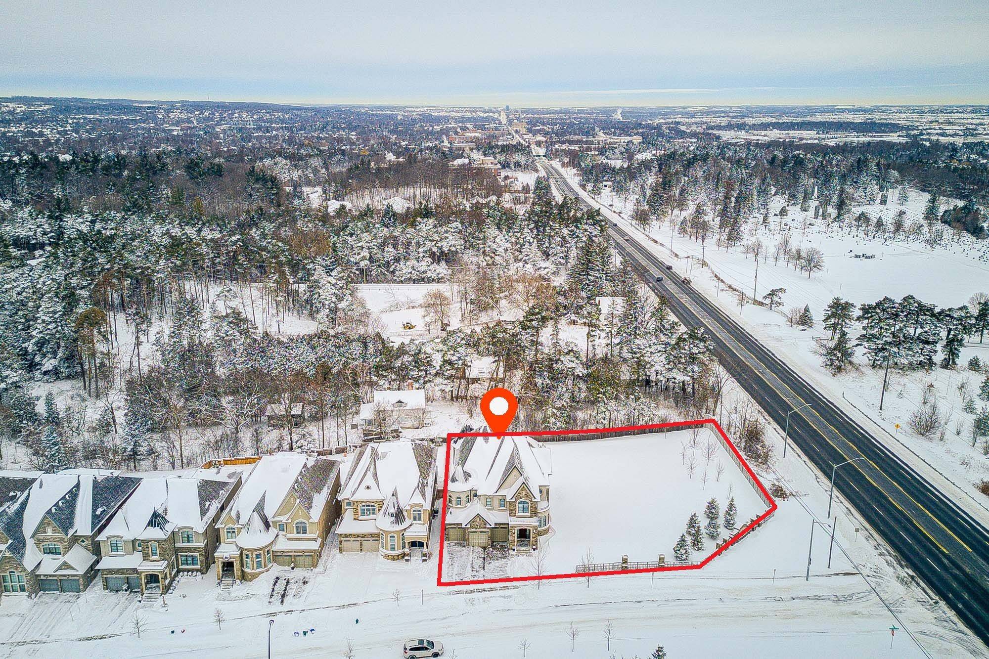 Aurora, ON L4G 3T1,99 Glensteeple TRL N