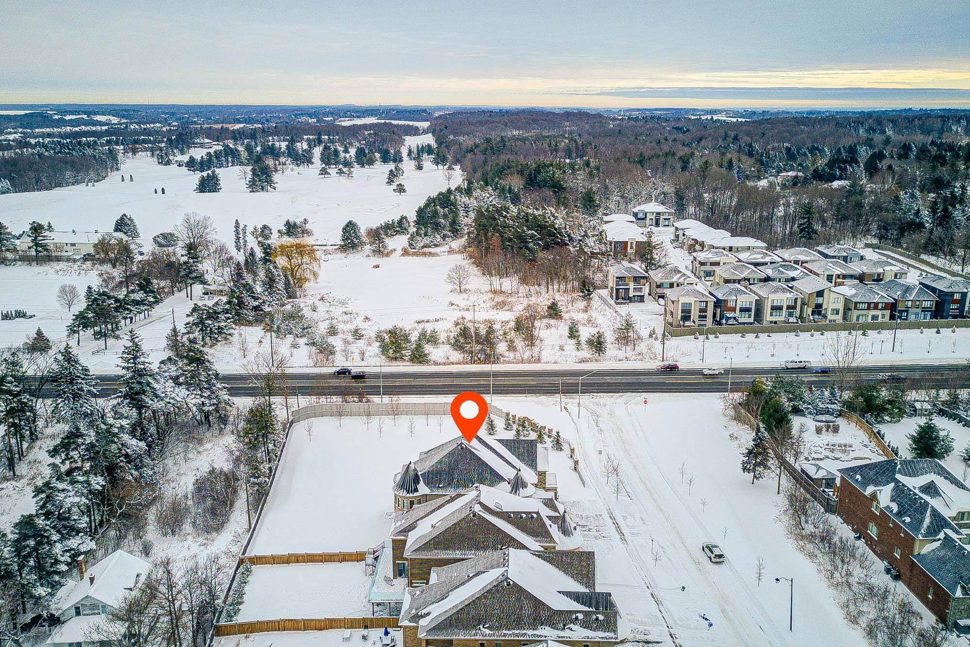 Aurora, ON L4G 3T1,99 Glensteeple TRL N