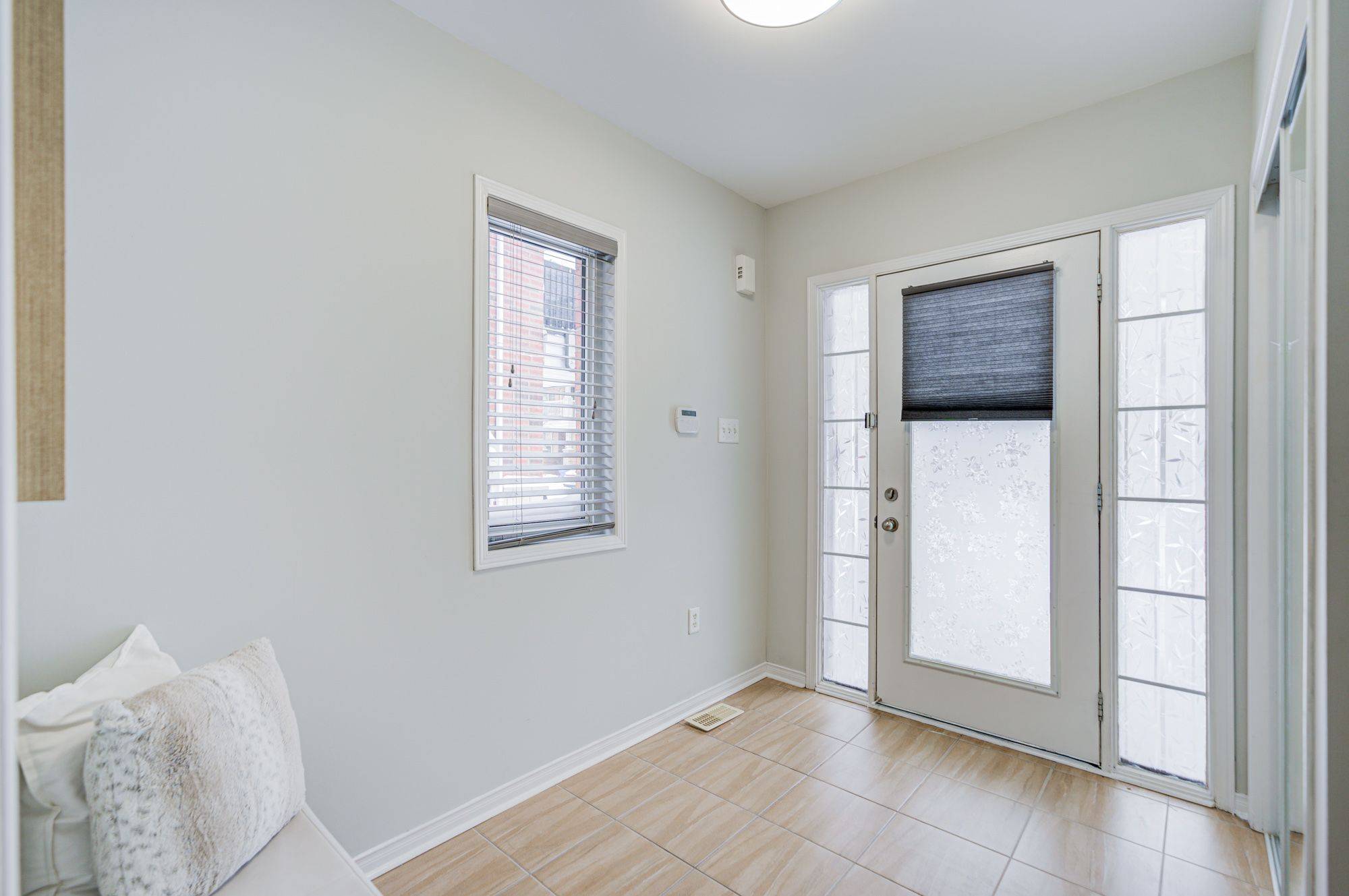 Whitchurch-stouffville, ON L4A 0T1,18 Latitude LN