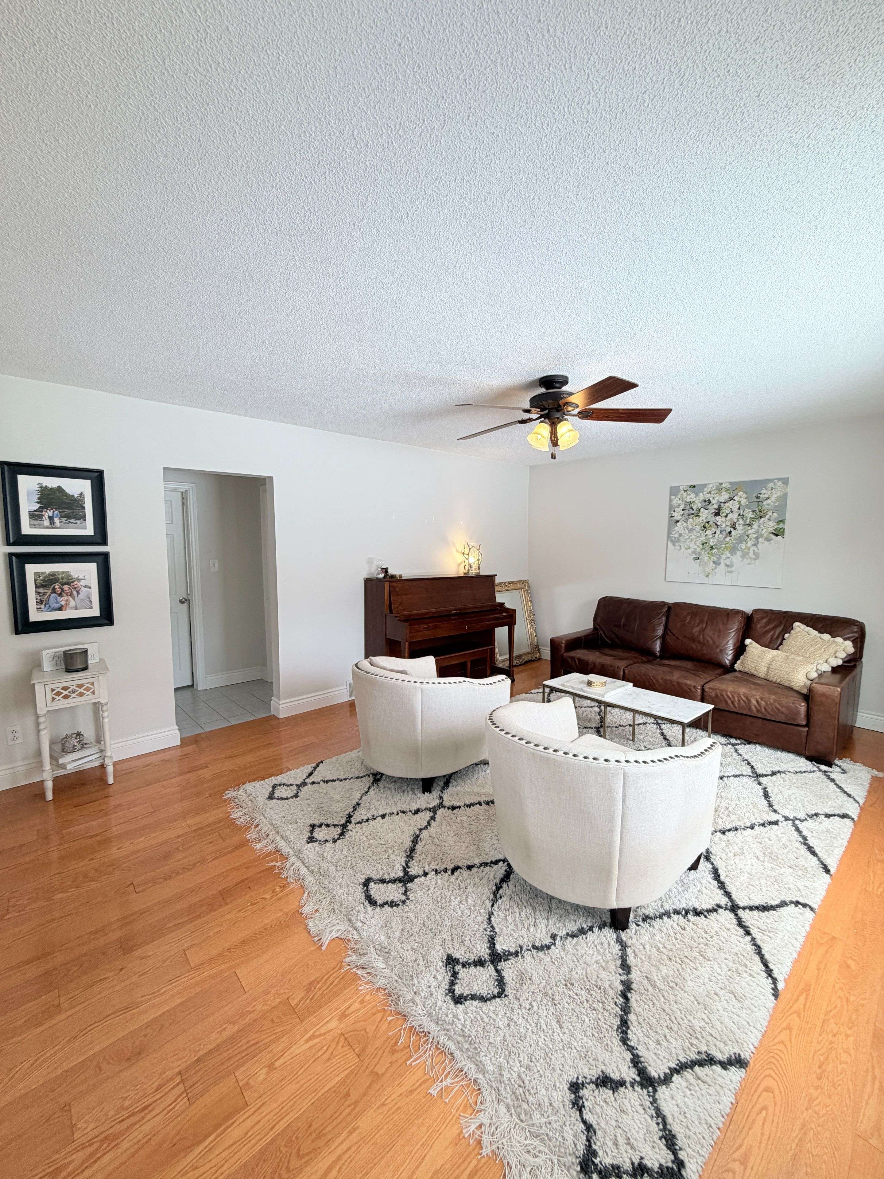 Whitchurch-stouffville, ON L4A 7W1,68 Montreal ST